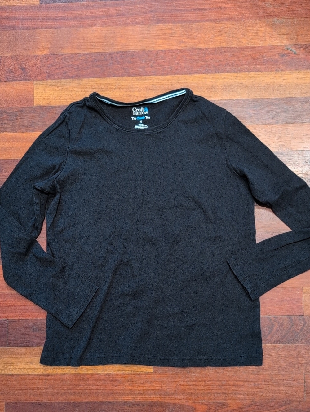 croft & barrow Black Long-Sleeve Crew Tee
